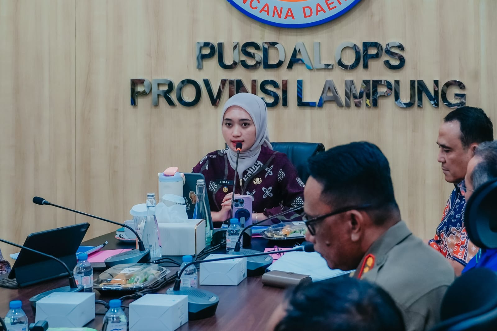Gubernur Lampung Perintahkan Gelar Rapat Koordinasi, Pastikan Logistik, Personel, dan Mitigasi Siap Menghadapi Puncak Musim Hujan 